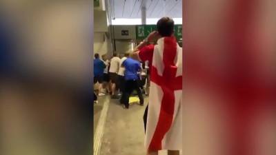 Фанаты сборной Англии напали на итальянских болельщиков после чемпионата Евро по футболу - piter.tv - Англия - Италия - Лондон
