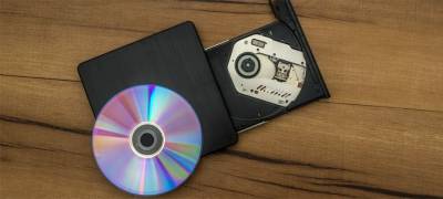 Мужчина ищет на свалке потерянный диск с биткоинами на миллиарды рублей - stolicaonego.ru - Англия