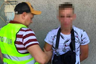 Украли $46 тысяч и наехали на копа: в Киеве задержали валютных мошенников - rupor.info - Украина - Киев