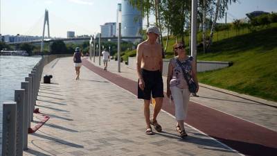 В Москве продлили предупреждение из-за жары до вечера 13 июля - iz.ru - Москва - Россия - Израиль - Московская обл.
