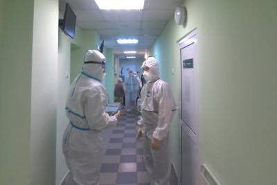 Восемь человек умерли от COVID в Забайкалье за сутки, выявили 307 новых случаев - chita.ru