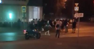 В Москве сотни мигрантов устроили массовую драку - moslenta.ru - Москва - Киргизия - Таджикистан