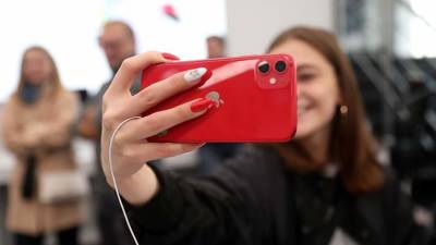 Эксперт назвала главные секреты популярных смартфонов - iz.ru - Израиль