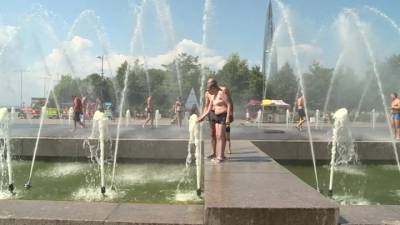 Жара продолжит бить рекорды - vesti.ru - Москва - Россия - Санкт-Петербург - Московская обл.