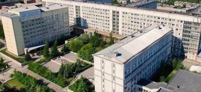 В Иркутской областной больнице открывают ковидный госпиталь на 800 коек - runews24.ru - Иркутск