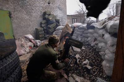 Украинские военные обстреляли из гранатометов села на юге ДНР - lenta.ru - Украина - ДНР - Донецк
