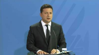 На дистанции: последняя встреча Зеленского и Меркель не оправдала надежд - vesti.ru - Украина - Киев - Германия - Берлин