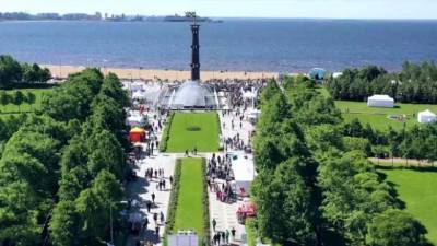 Андрей Саран - В Парке 300-летия появятся шатры для вакцинации - delovoe.tv - Санкт-Петербург