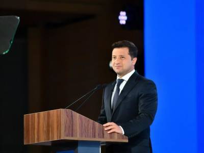 Владимир Зеленский - Зеленский назвал сроки завершения строительства музея Голодомора-геноцида в Киеве - gordonua.com - Украина - Киев - Строительство