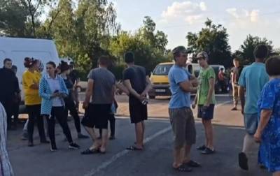 На Житомирщине идут "черничные разборки" - korrespondent.net - Украина - Житомирская обл.