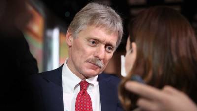 Дмитрий Песков - Татьяна Голикова - Михаил Мишустин - Михаил Мурашко - В Кремле оценили возможность введения новых ограничений по COVID-19 - iz.ru - Россия - Израиль