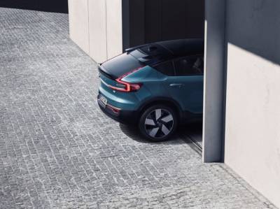 Volvo и Geely создали новое предприятие для разработки силовых агрегатов - autostat.ru - Китай - Швеция