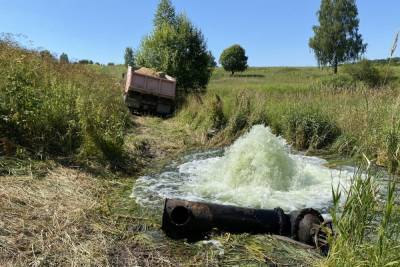 На пруд в Грумантах привезли песок для ремонта дамбы - tula.mk.ru - Тула