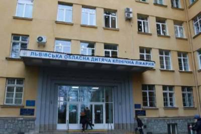 Во Львове 5-летний ребенок проглотил батарейку: у девочки ожог пищевода - rupor.info - Львов