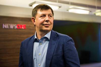 Виктор Медведчук - Ирина Венедиктова - Тарас Козак - Суд арестовал имущество подозреваемого в госизмене депутата из партии Медведчука - lenta.ru - Украина - Киев - Крым - Белоруссия