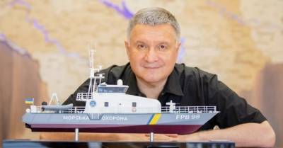 Арсен Аваков - Аваков подал в отставку, парламент может его уволить 15 июля — СМИ - delo.ua - Украина