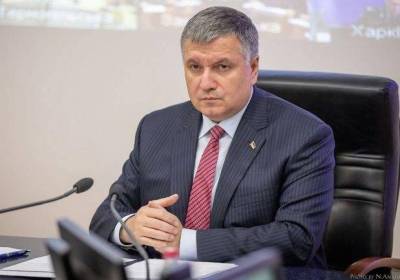 Арсен Аваков - Официально: Арсен Аваков подал в отставку со словами "Честь имею!" - kp.ua - Украина