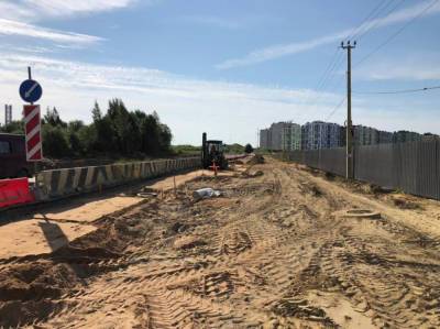 Голландская улица в Янино продолжает обновляться: показали новую ливневку — фото - ivbg.ru - Украина - Ленинградская обл. - Реконструкция