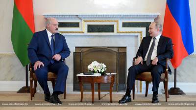 Владимир Путин - Александр Лукашенко - Переговоры Лукашенко и Путина длились более пяти часов - naviny.by - Россия - Санкт-Петербург - Белоруссия
