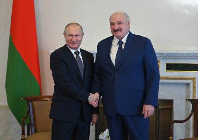 Владимир Путин - Дмитрий Песков - Александр Лукашенко - В Кремле подвели итоги встречи Путина и Лукашенко - tvc.ru - Россия - Санкт-Петербург - Белоруссия