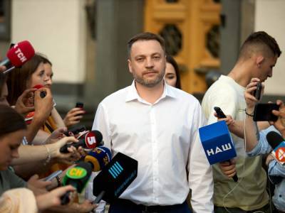 Владимир Зеленский - Арсен Аваков - Денис Монастырский - "Иду на жертву". Монастырский сказал, что Зеленский сегодня утром предложил ему занять пост Авакова - gordonua.com - Украина
