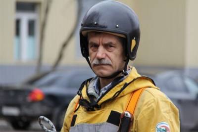 Владимир Путин - Парашютист-пожарный из Коми получил медаль за заслуги перед Отечеством - bnkomi.ru - Россия - респ. Коми