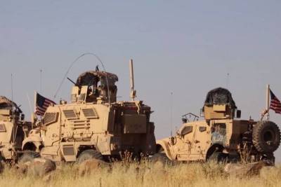 Почти 40 грузовиков с американским оружием прибыло в Сирию - topcor.ru - США - Сирия - Сана - Ирак