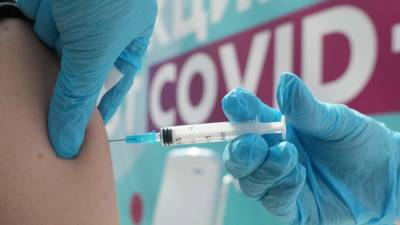 Обязательную вакцинацию от COVID-19 ввели для ряда граждан в Ярославской области - iz.ru - Израиль - Ярославская обл.