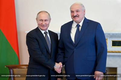 Владимир Путин - Дмитрий Песков - Александр Лукашенко - Путин и Лукашенко договорились о кредитах в связи с налоговым маневром и цене на газ - naviny.by - Россия - Санкт-Петербург - Белоруссия