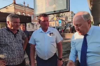 Валерий Радаев - Валерий Радаев приказал перекладывать тротуары по ночам - saratov.mk.ru - Саратовская обл. - Саратов