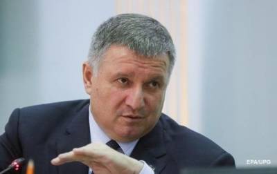 Давид Арахамия - Арсен Аваков - Отставка Авакова: в Слуге народа рассказали о причинах - korrespondent.net - Украина