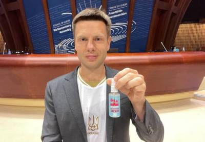 Алексей Гончаренко - У Гончаренко на почте украли антисептик «от кремлевской заразы» - sharij.net - Харьков
