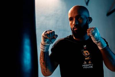 Усман Камару - Джон Джонс - Назван лучший боец MMA вне UFC - lenta.ru - Новая Зеландия