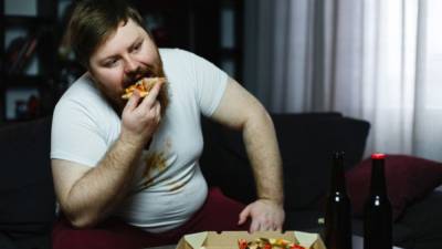 Марина Макиша - Диетологи перечислили продукты, которые ведут к отложению жира на животе - newinform.com