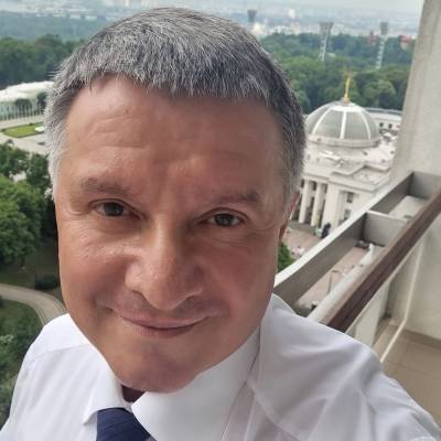 Арсен Аваков - Арсений Яценюк - Елизавета Ясько - Глава МВД Украины Аваков подал в отставку - znak.com - Украина