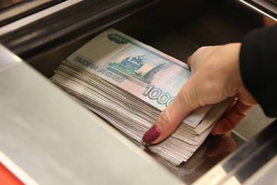 Зарплаты россиян не успели за инфляцией - lenta.ru - окр. Скфо