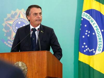 Жаир Болсонару - Президент Бразилии госпитализирован - rosbalt.ru - Бразилия - Бразилиа - Reuters