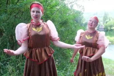 В Ленобласти запустили русский народный конкурс частушек про вакцинацию - mk.ru - Ленинградская обл.