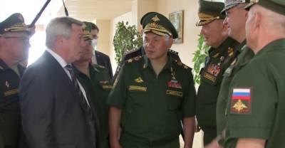 Сергей Шойгу - Василий Голубев - Шойгу пристыдил главу Ростовской области за стол без сала для военных - reendex.ru - Россия - Ростовская обл.