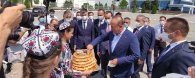 Мевлют Чавушоглу - Узбекистан принял главу МИД Турции Мевлюта Чавушоглу - runews24.ru - Узбекистан - Турция - Ташкент