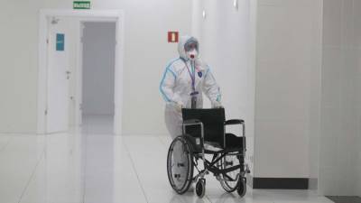 Михаил Мурашко - Мурашко рассказал о тяжелом течении COVID-19 у молодых людей - iz.ru - Россия - Израиль