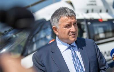 Владимир Зеленский - Арсен Аваков - Отставка Авакова. Почему уходит "вечный" министр - korrespondent.net - Украина