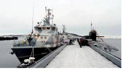 Военные продезинфицировали центр Петербурга перед Днём ВМФ - piter.tv - Санкт-Петербург
