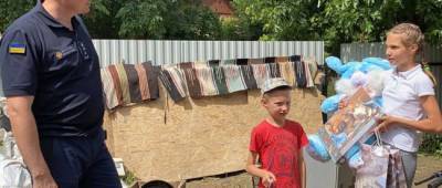 Анатолий Полосков - На Закарпатье 12-летняя девочка спасла четырех детей во время паводка - w-n.com.ua - Украина