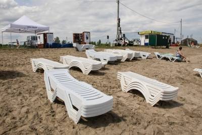 Можно ли загорать и купаться на Семейкином острове в Томске, где пляж работает в техническом режиме - tomsk.mk.ru - Томск