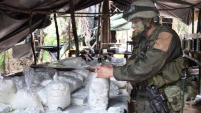 В Колумбии военные конфисковали у наркоторговцев больше пяти тонн кокаина - vesti.ru - Колумбия - Коста Рика
