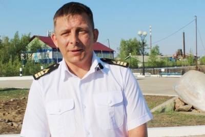В Олёкминском районе капитан судна спас тонущих людей - mk.ru