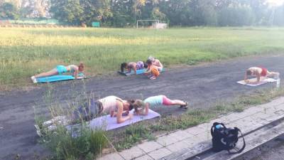 В Луге организовали бесплатные тренировки на свежем воздухе - ivbg.ru - Украина - Ленобласть