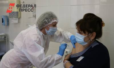 В тюменском оперштабе опровергли слухи о премировании служащих за вакцинацию - fedpress.ru - Тюмень - Тюменская обл.