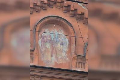 Столетнюю мозаику с ликами святых нашли на Васильевском острове - spb.mk.ru - Санкт-Петербург